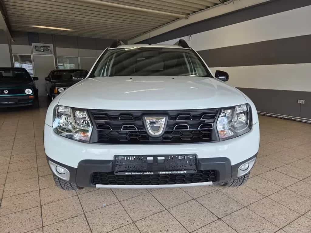 Dacia Duster I Laureate 4x2**HU AU NEU** 1 HAND** 12/2017-photo-1