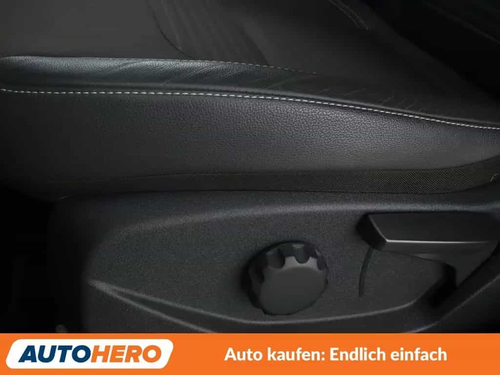 Ford Kuga 1.5 EcoBoost Titanium *NAV*TEMP*CAM*PDC*AHK 08/2018-photo-27