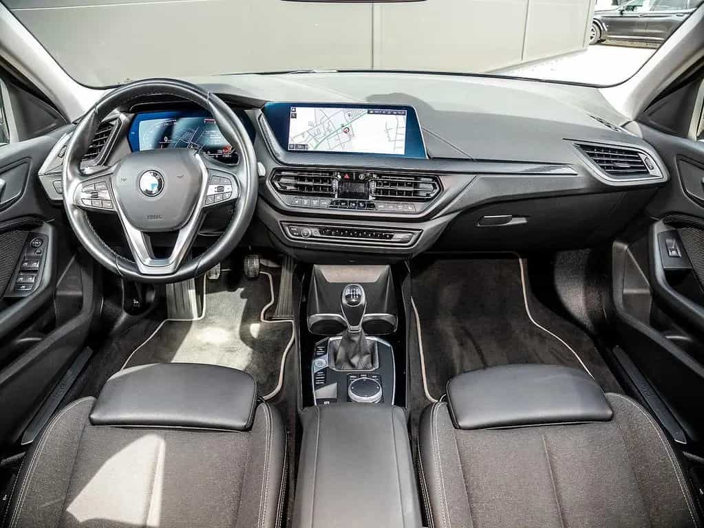 BMW 118 i Sport Line LED Tempomat DAB PDC Sitzheiz 03/2023-photo-4