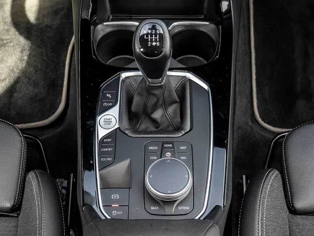 BMW 118 i Sport Line LED Tempomat DAB PDC Sitzheiz 03/2023-photo-8