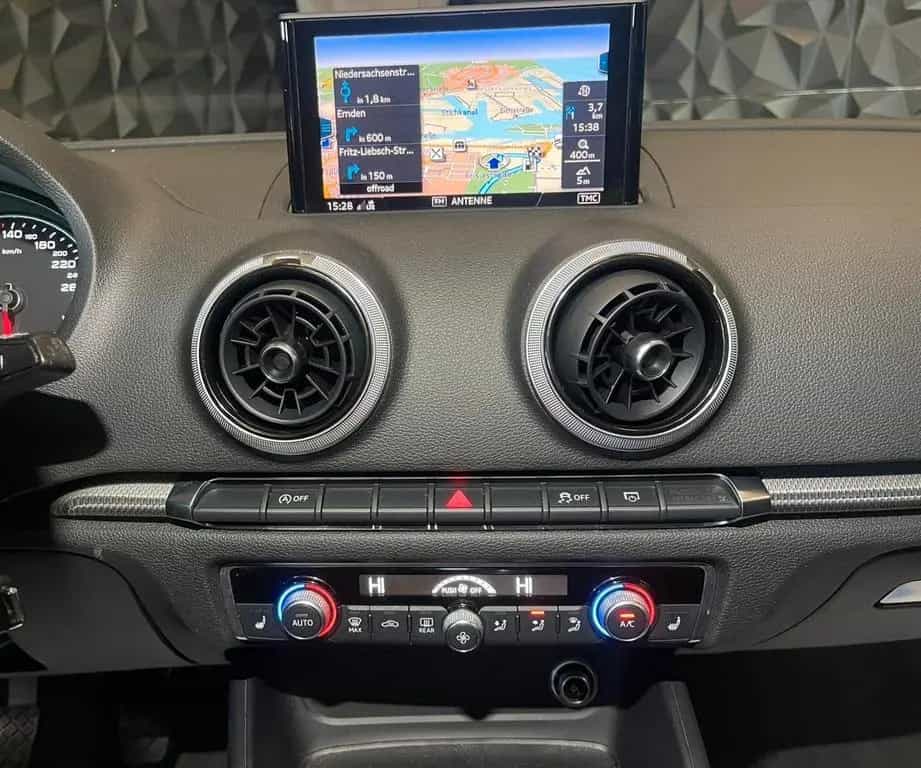 Audi A3 Sportback design, Navi, Xenon, PDC, Sitzheiz 09/2017-photo-12