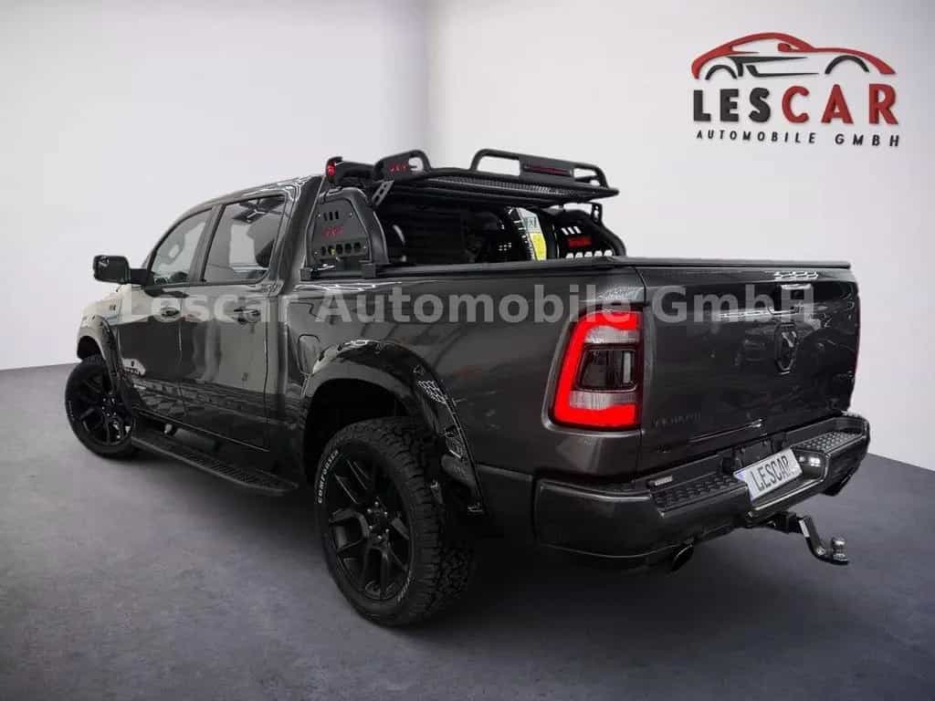 Dodge RAM 1500 Laramie Pick Up 07/2024-photo-2