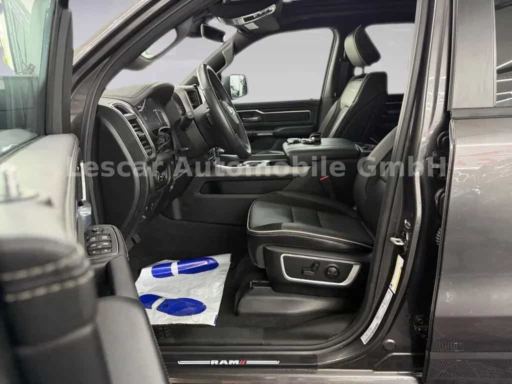 Dodge RAM 1500 Laramie Pick Up 07/2024-photo-6