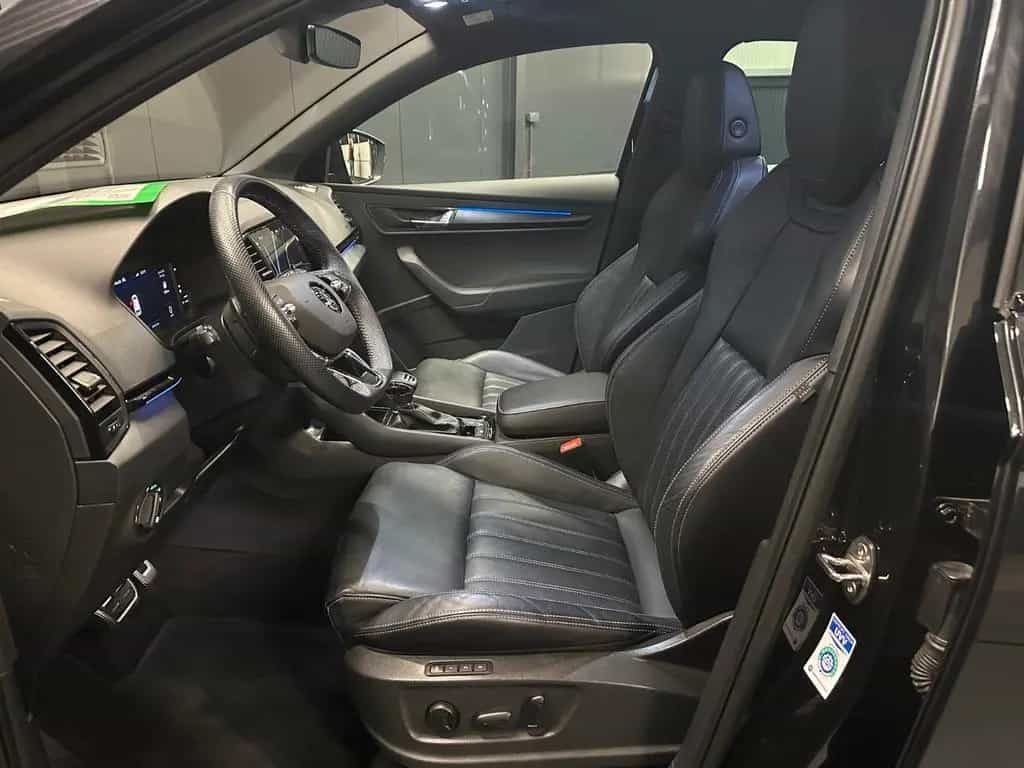 Skoda Karoq Sportline 4x4*19Zoll*LEDER*KAMERA*COLUMBUS 11/2022-photo-13