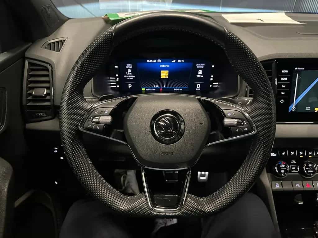 Skoda Karoq Sportline 4x4*19Zoll*LEDER*KAMERA*COLUMBUS 11/2022-photo-16