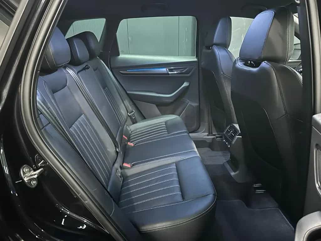Skoda Karoq Sportline 4x4*19Zoll*LEDER*KAMERA*COLUMBUS 11/2022-photo-27