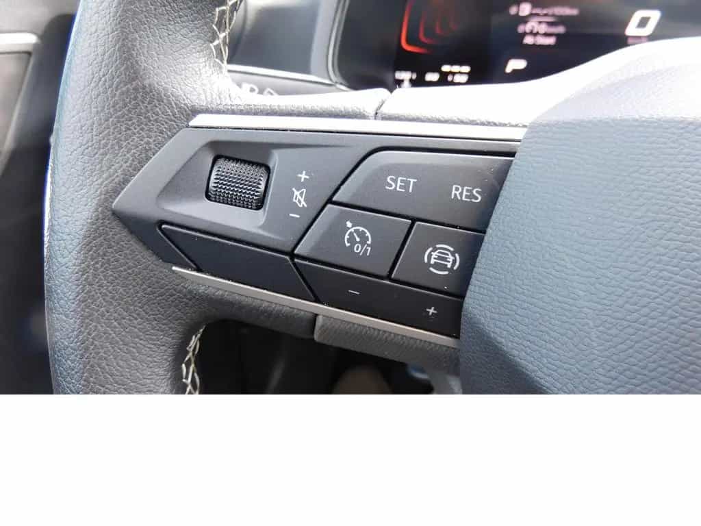 Seat Arona 1.0 X-Perience TSI BMT DSG Navi Klima Alu 04/2023-photo-19