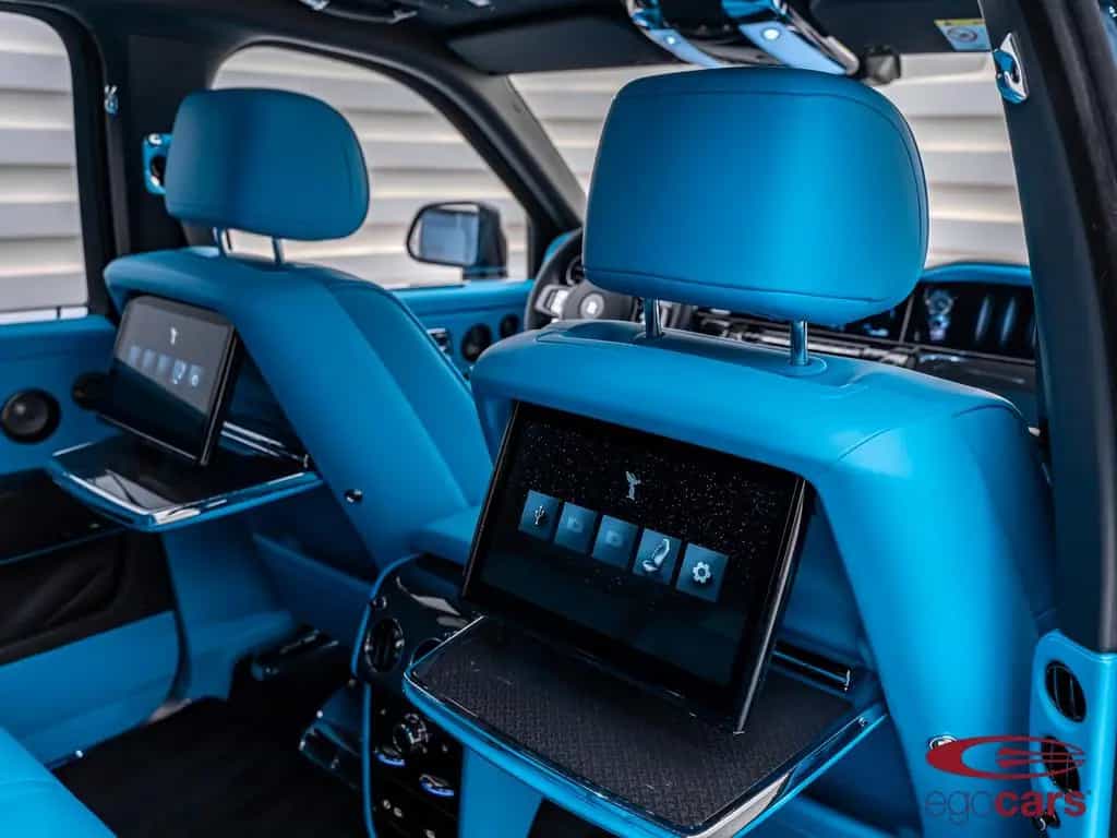 Rolls-Royce Cullinan Black Badge Series II 600CV 01/2025-photo-15