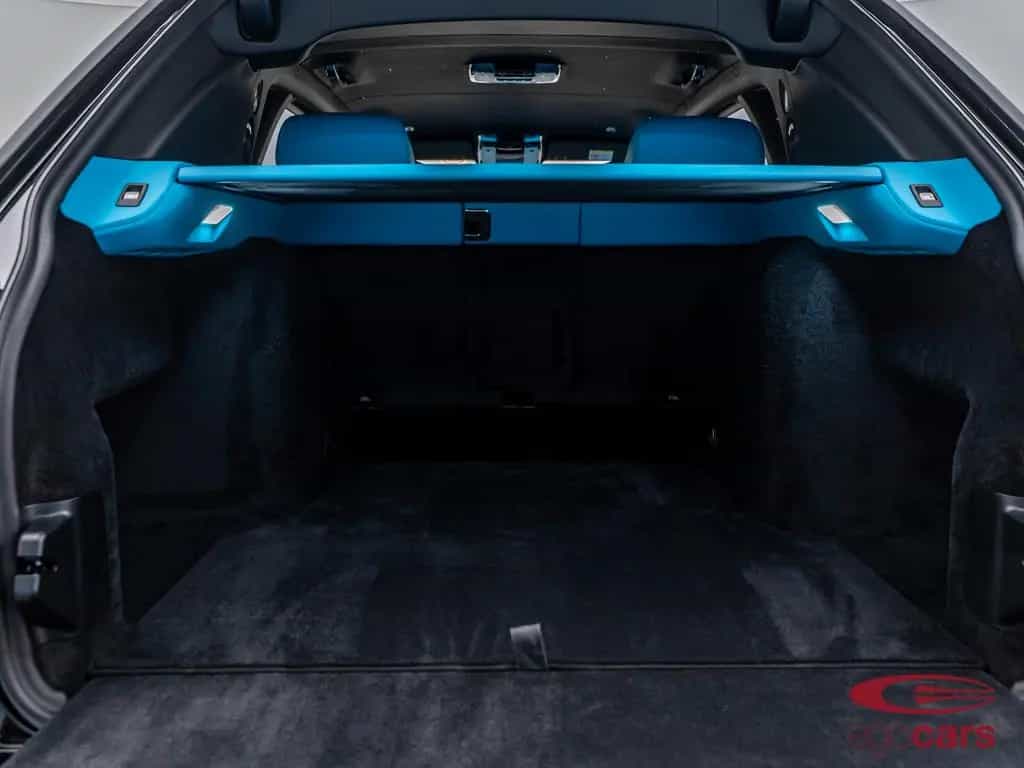 Rolls-Royce Cullinan Black Badge Series II 600CV 01/2025-photo-17