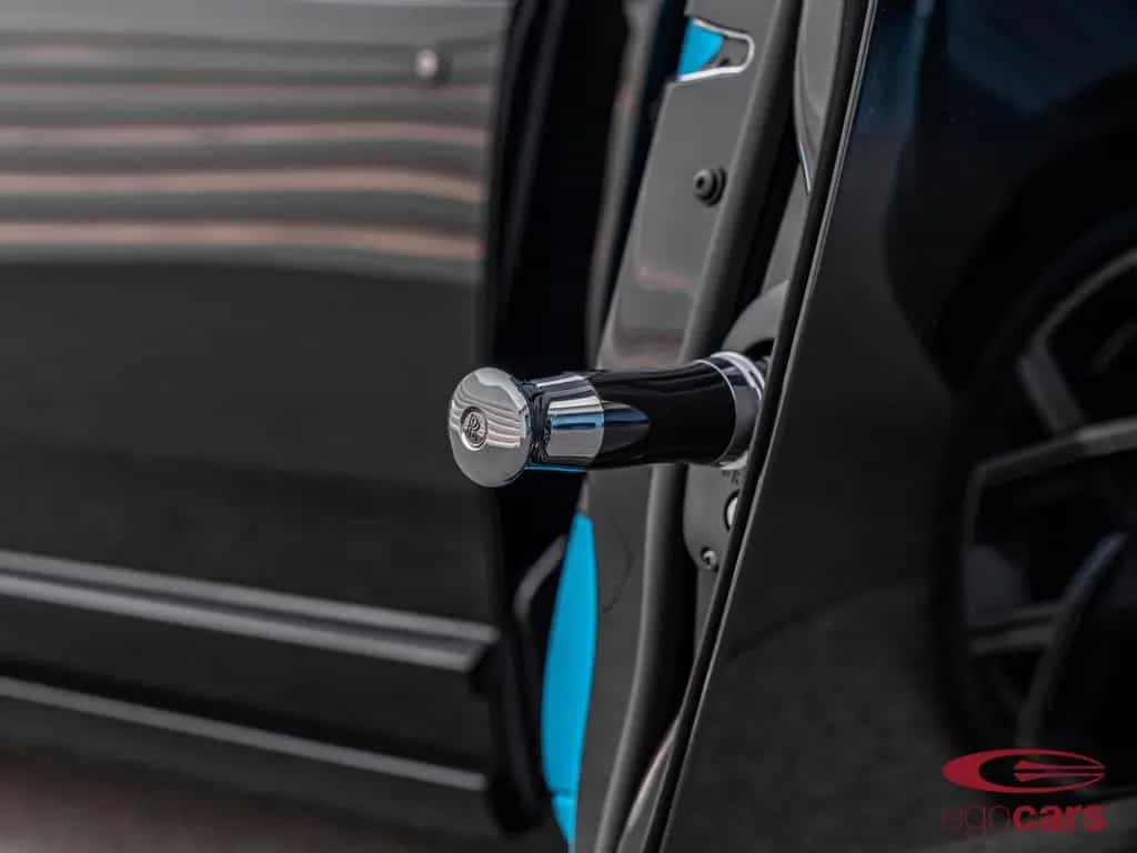 Rolls-Royce Cullinan Black Badge Series II 600CV 01/2025-photo-19