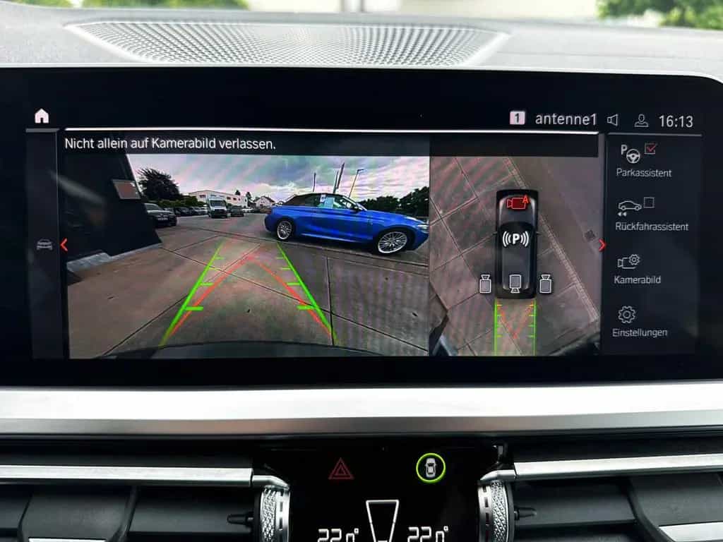 BMW 330 i Touring M-Sport ACC NAV HUD 360° PDC Laser 03/2020-photo-17