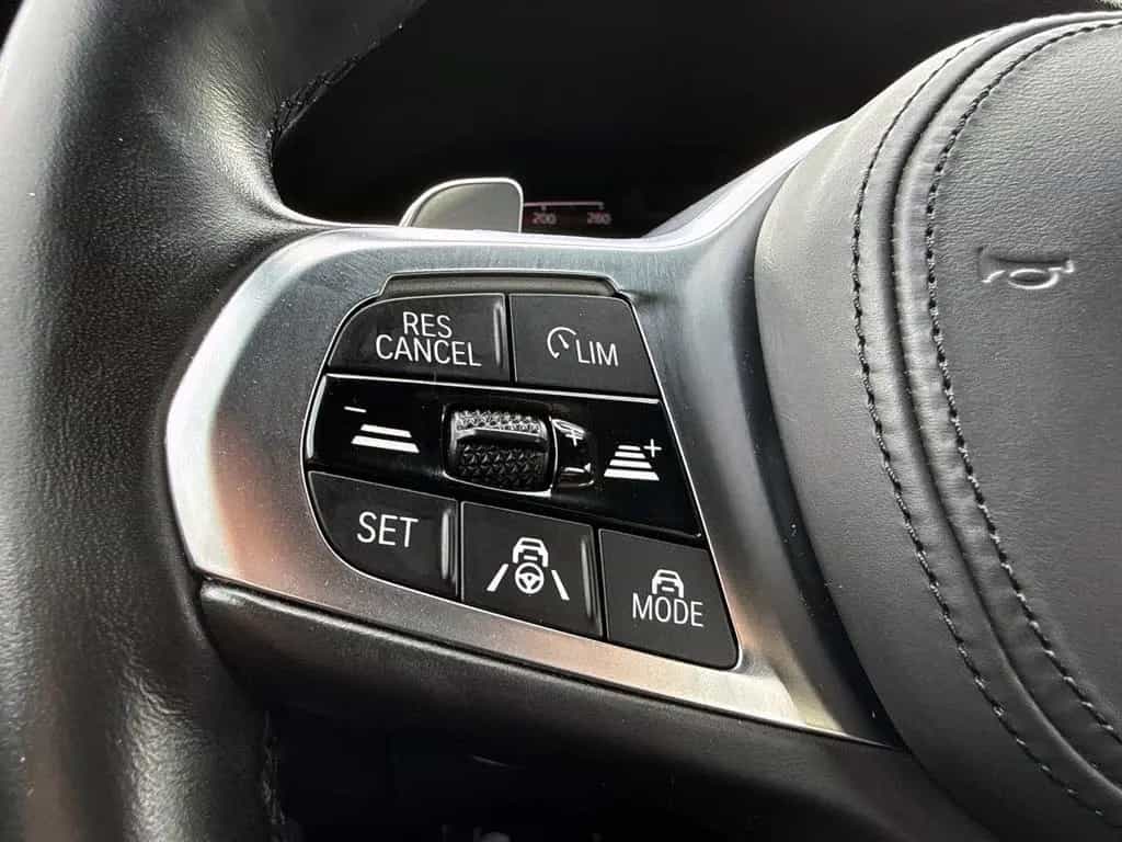 BMW 330 i Touring M-Sport ACC NAV HUD 360° PDC Laser 03/2020-photo-6