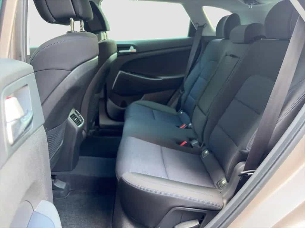Hyundai TUCSON STYLE 1.6 T-GDi *NAVI*CAM*SITZHZG*SPURASS 12/2016-photo-7