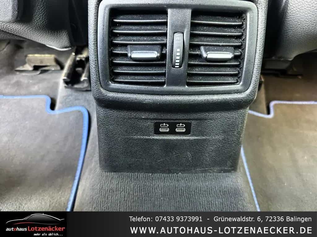 BMW X2 xDrive 20 d M Paket X HUP | AHK | Autom 09/2018-photo-17