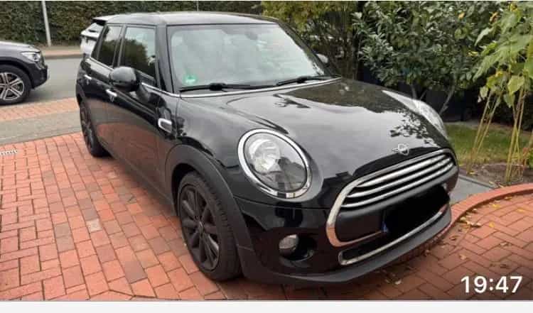MINI ONE Blackyard Blackyard 08/2018-photo-0