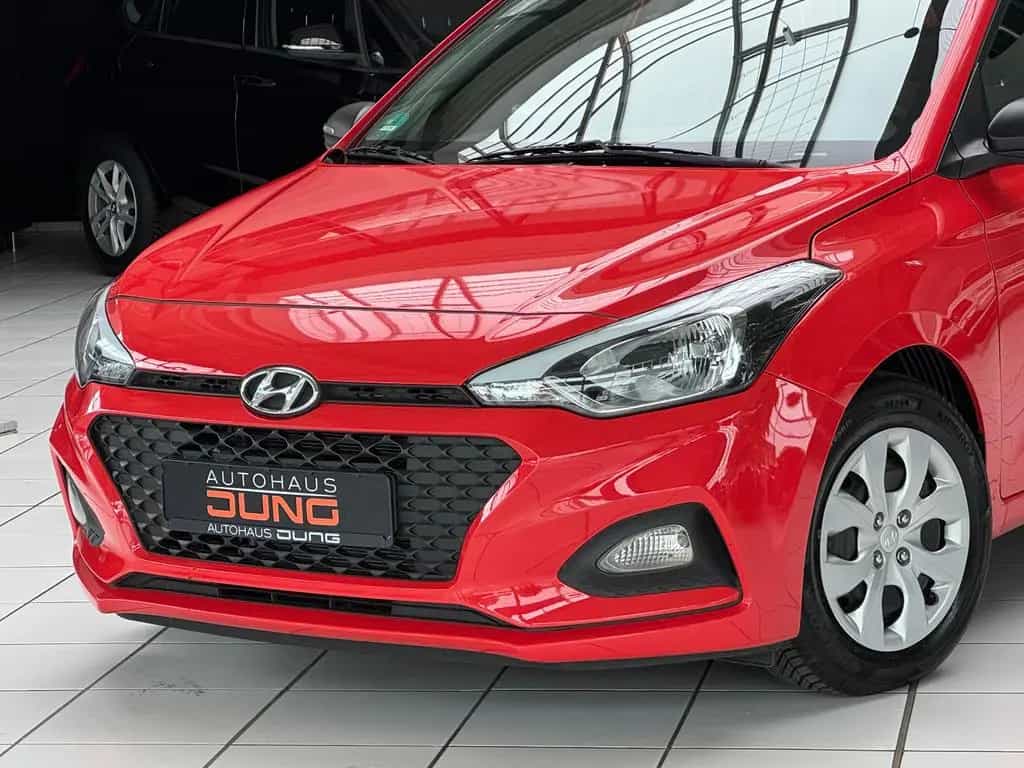 Hyundai i20 Select*TÜV NEU*INSPEKTION NEU*KLIMA 12/2019-photo-3