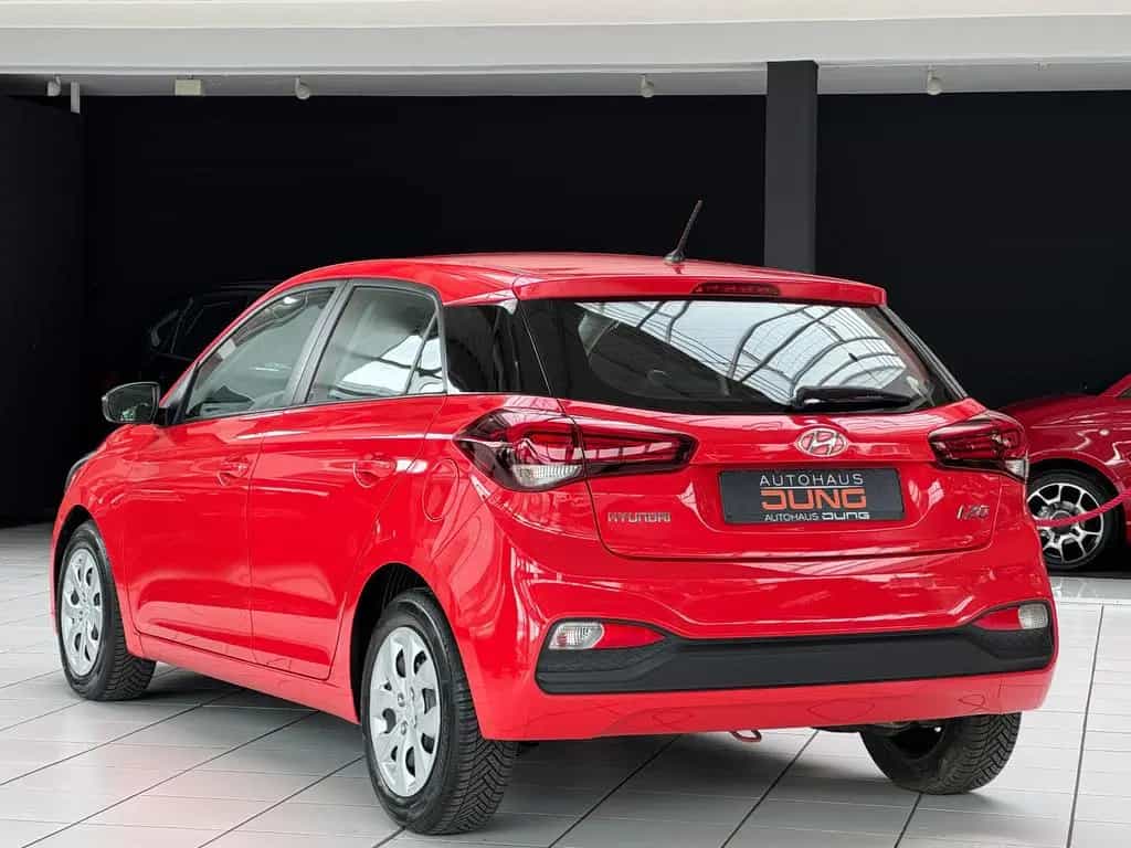 Hyundai i20 Select*TÜV NEU*INSPEKTION NEU*KLIMA 12/2019-photo-7