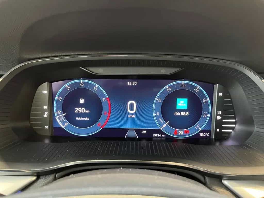 Skoda Octavia First Edition 1.5 TSI Virtual Cockpit 10/2020-photo-11