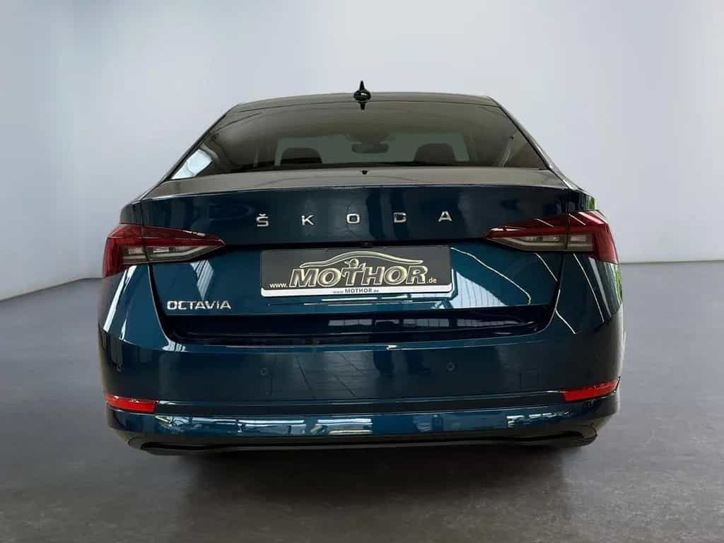 Skoda Octavia First Edition 1.5 TSI Virtual Cockpit 10/2020-photo-4