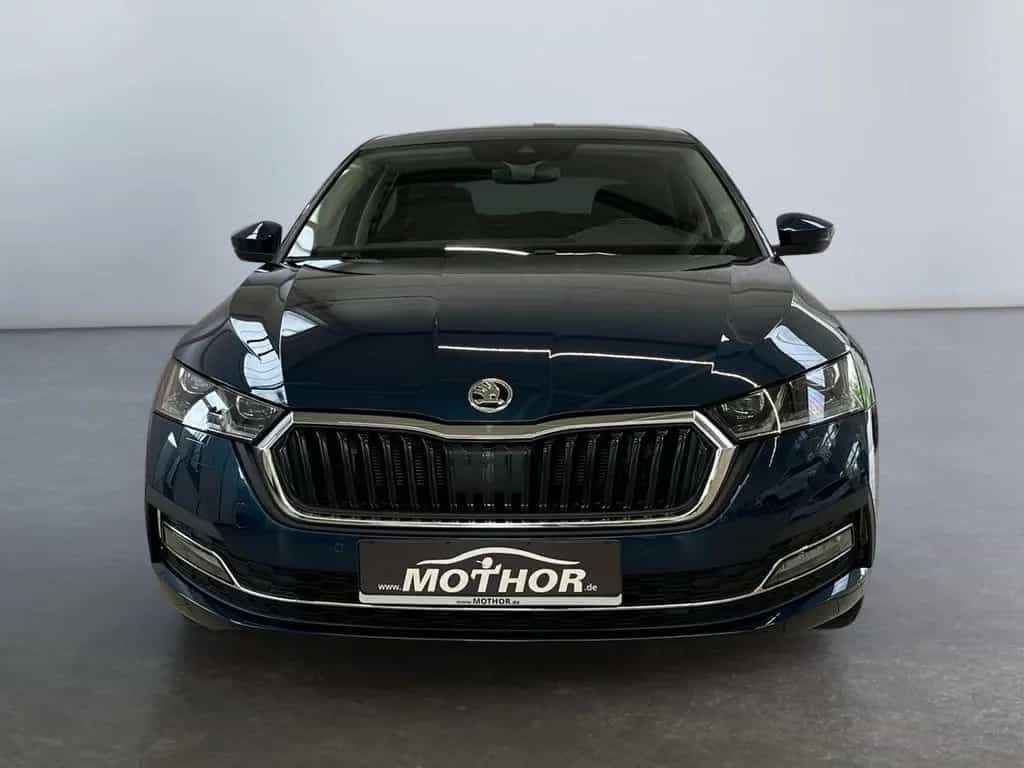 Skoda Octavia First Edition 1.5 TSI Virtual Cockpit 10/2020-photo-5