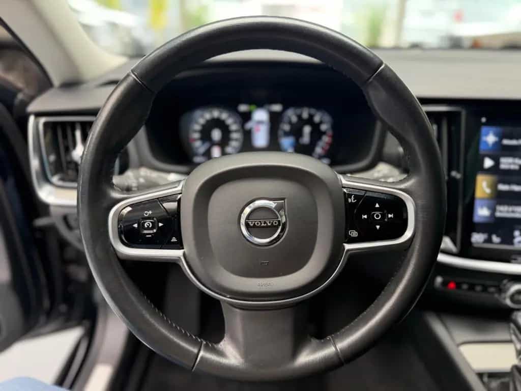 Volvo V60 Kombi Inscription*LEDER*NAVI*AHK*SHZ*LED* 04/2019-photo-13