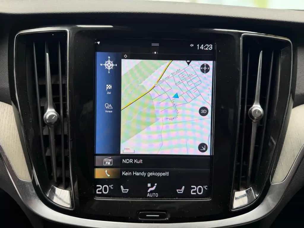 Volvo V60 Kombi Inscription*LEDER*NAVI*AHK*SHZ*LED* 04/2019-photo-24