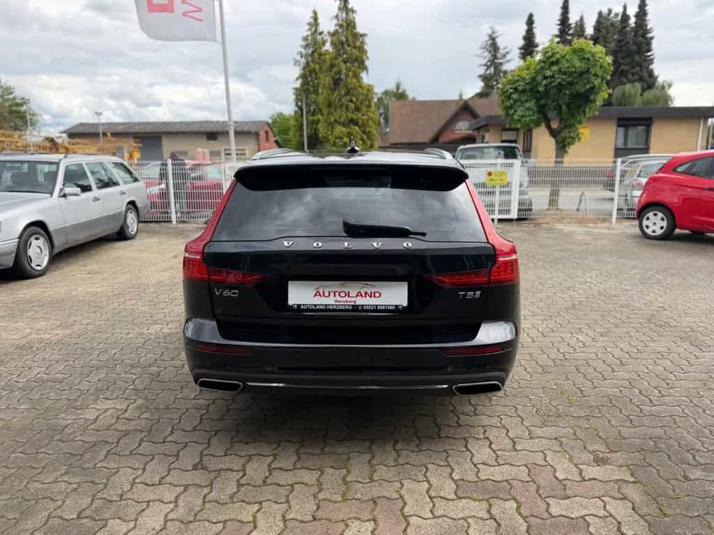 Volvo V60 Kombi Inscription*LEDER*NAVI*AHK*SHZ*LED* 04/2019-photo-5