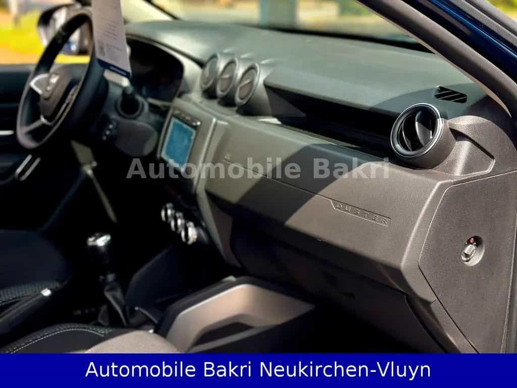 Dacia Duster II Prestige 360*Stzh- Tüv-Insp Neu *TOP* 01/2019-photo-14