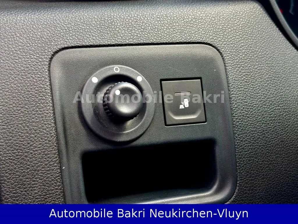 Dacia Duster II Prestige 360*Stzh- Tüv-Insp Neu *TOP* 01/2019-photo-27