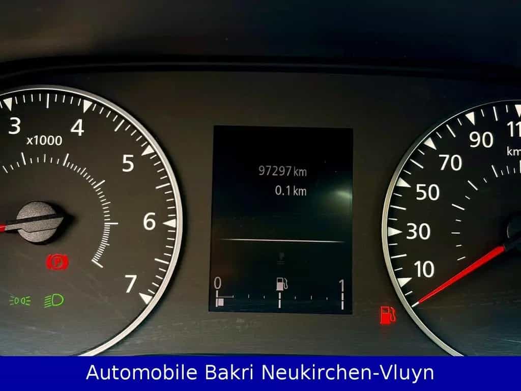 Dacia Duster II Prestige 360*Stzh- Tüv-Insp Neu *TOP* 01/2019-photo-32