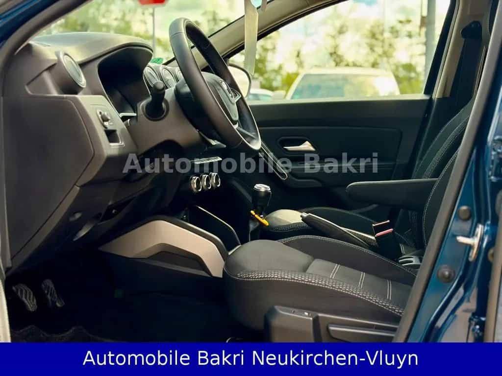 Dacia Duster II Prestige 360*Stzh- Tüv-Insp Neu *TOP* 01/2019-photo-7