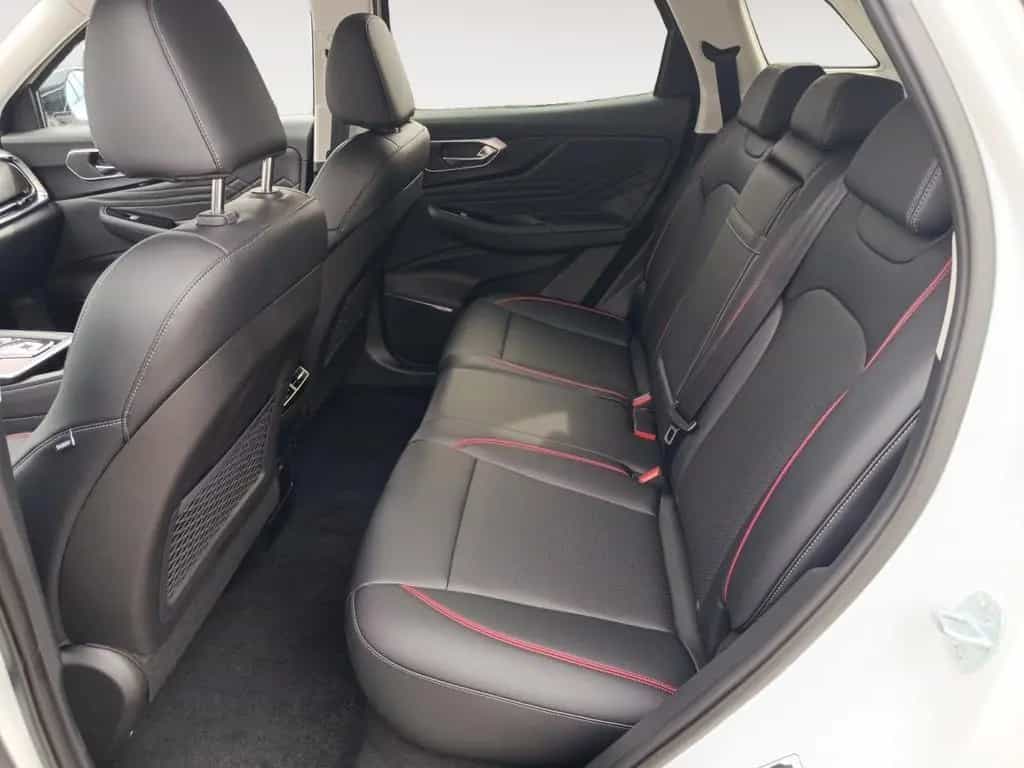 BAIC Beijing X75 1,5 Turbo GDI 4 Zylinder Automatik 1 null-photo-14