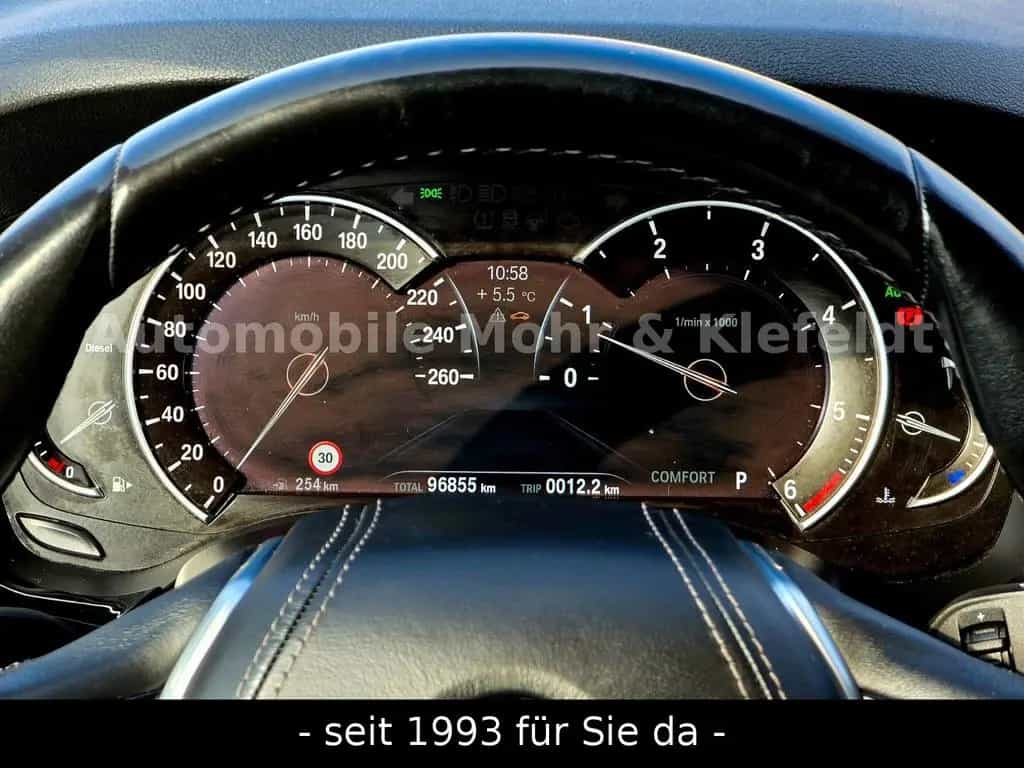 BMW 520 d Limousine*STHZ*MEMORY*DISPLAY-KEY*360°CAM* 05/2019-photo-9