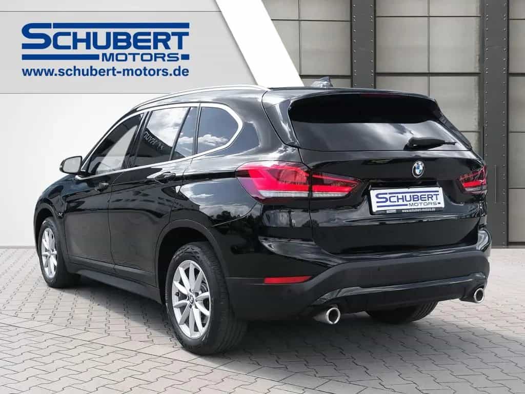 BMW X1 xDrive20d Advantage HUD Navi Kamera Sportsitz 02/2020-photo-2