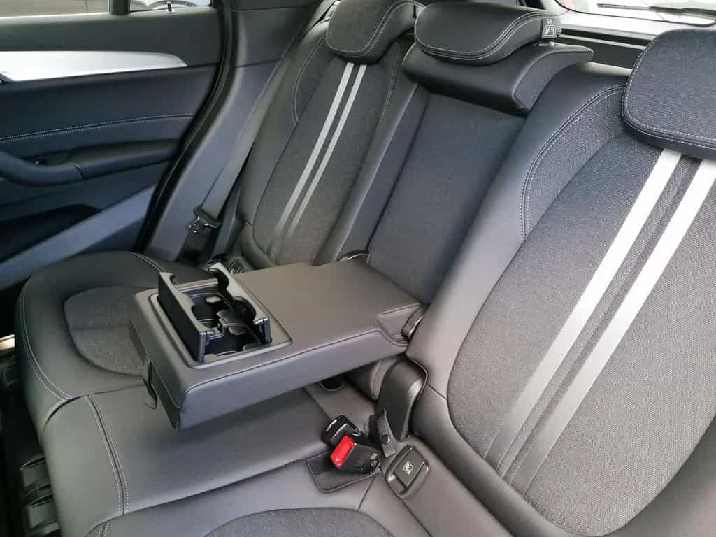 BMW X1 xDrive20d Advantage HUD Navi Kamera Sportsitz 02/2020-photo-22