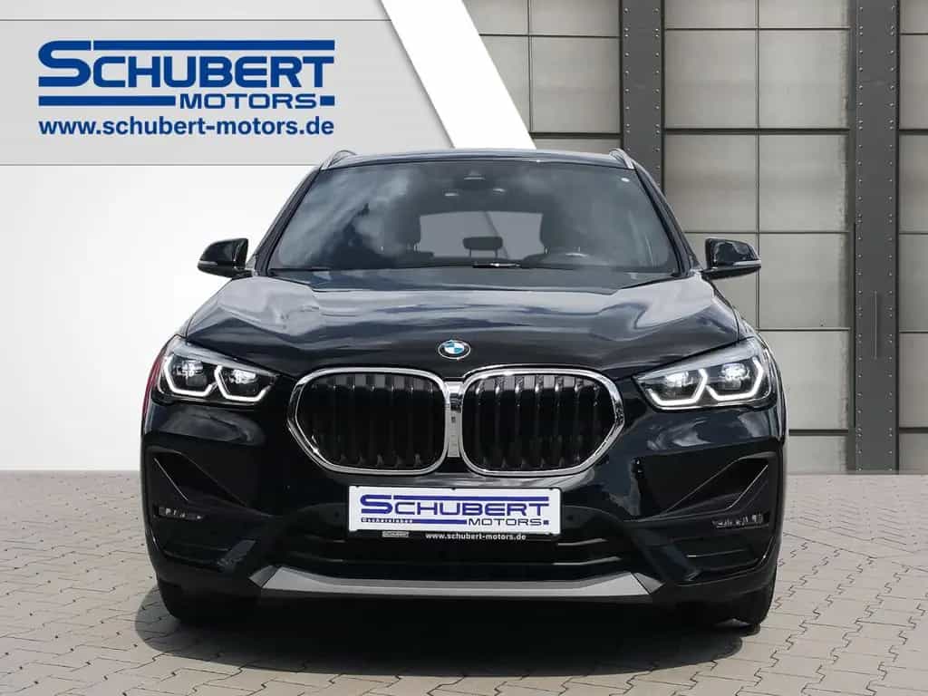 BMW X1 xDrive20d Advantage HUD Navi Kamera Sportsitz 02/2020-photo-4