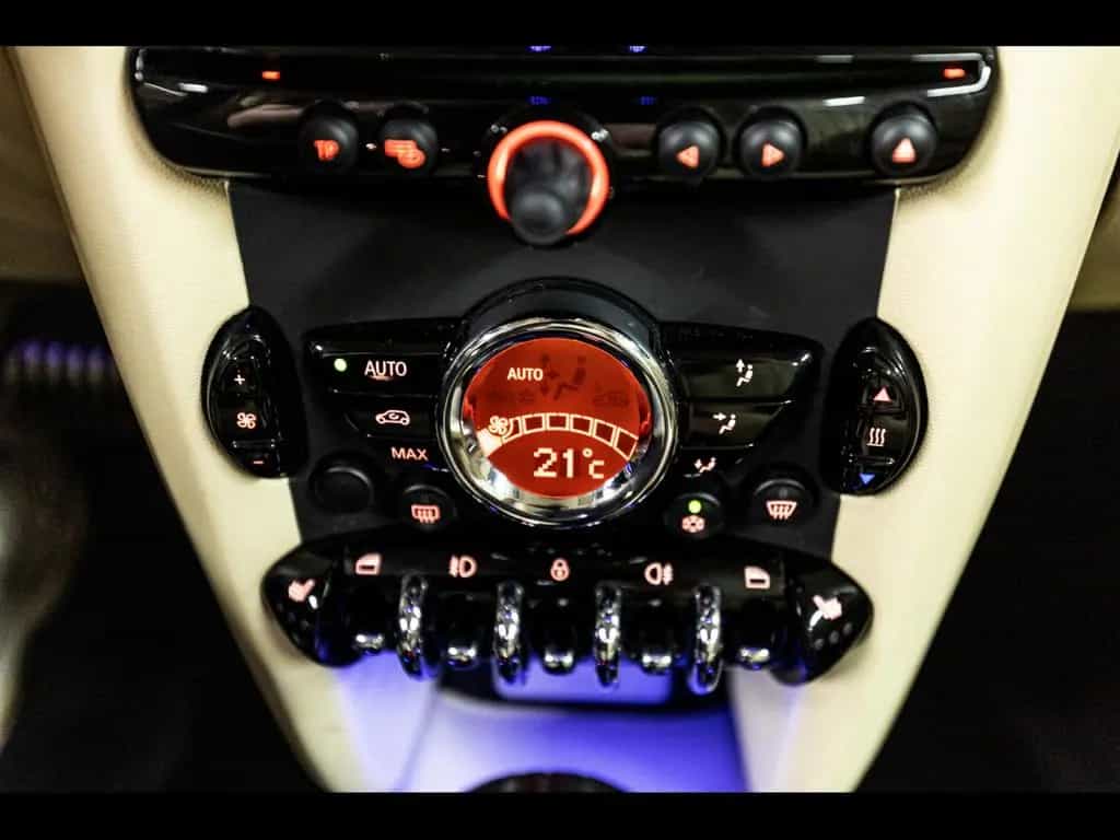 MINI Cooper S 3-TÜRER AUTO GOODWOOD EDITION°1/1000 11/2012-photo-20