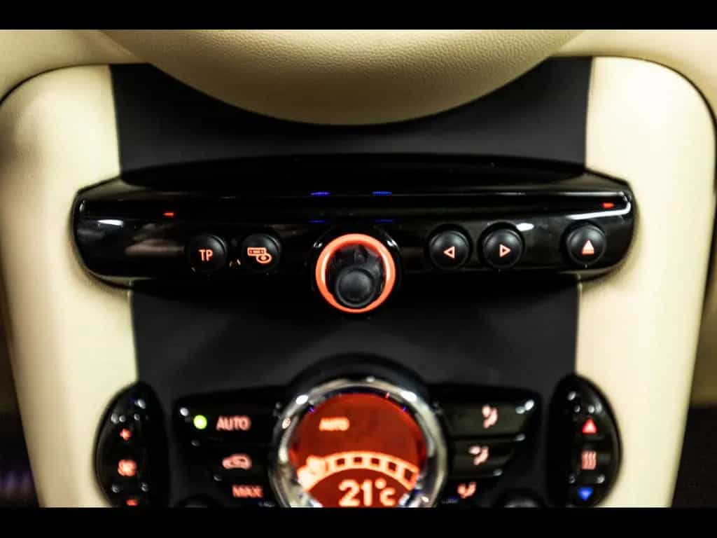 MINI Cooper S 3-TÜRER AUTO GOODWOOD EDITION°1/1000 11/2012-photo-21
