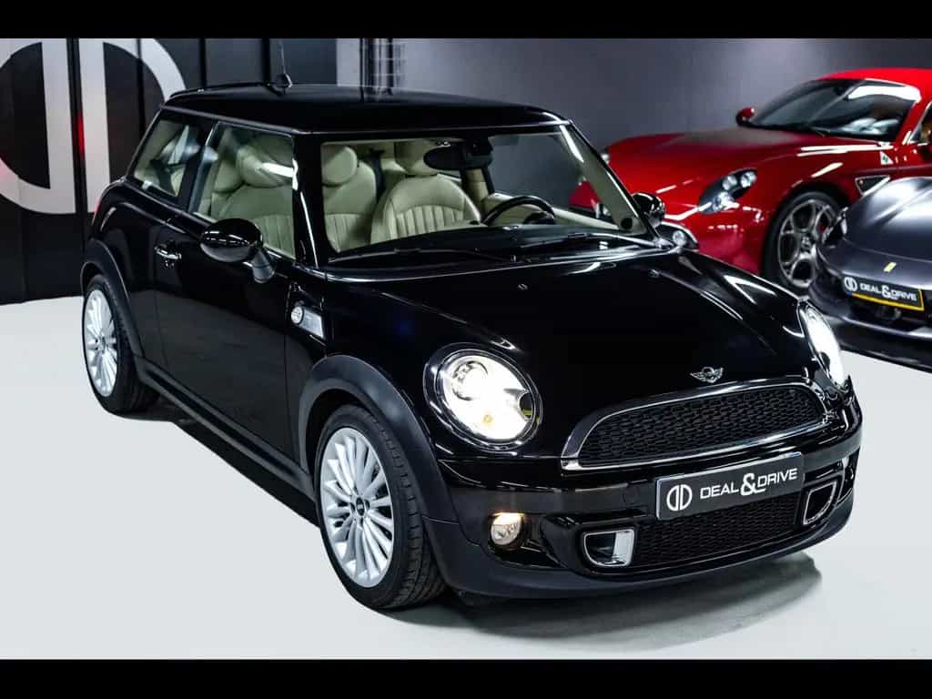 MINI Cooper S 3-TÜRER AUTO GOODWOOD EDITION°1/1000 11/2012-photo-5