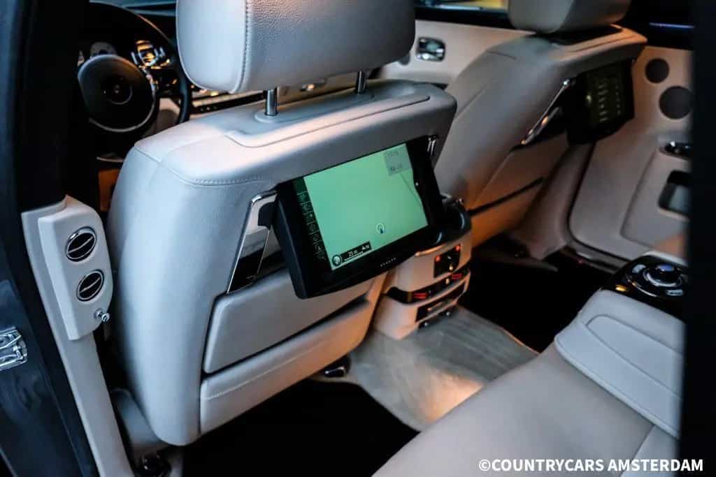 Rolls-Royce Ghost 6.6 V12 05/2010-photo-21