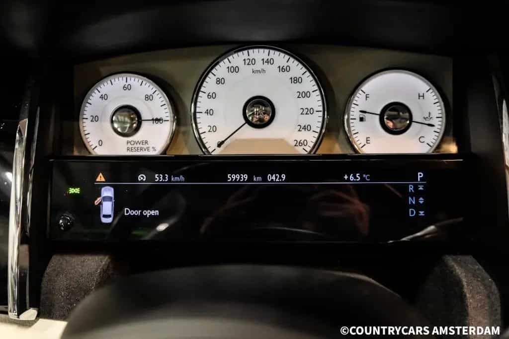Rolls-Royce Ghost 6.6 V12 05/2010-photo-24
