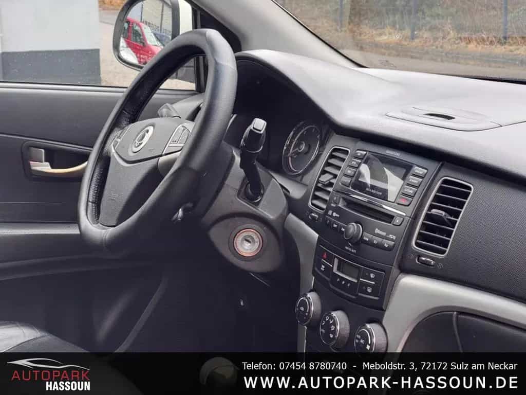 Ssangyong Korando Crystal 4x2 Tempo FSE PDC Klimaut. 05/2011-photo-4