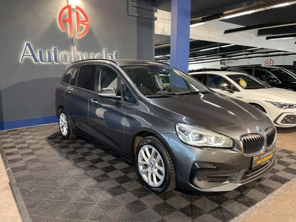 BMW 220 i Gran Tourer Advantage/PDC/LED/7_SITZER 07/2019-photo-0