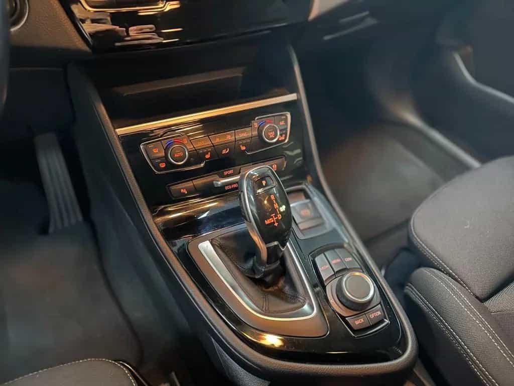 BMW 220 i Gran Tourer Advantage/PDC/LED/7_SITZER 07/2019-photo-15