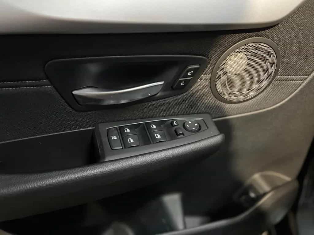 BMW 220 i Gran Tourer Advantage/PDC/LED/7_SITZER 07/2019-photo-23