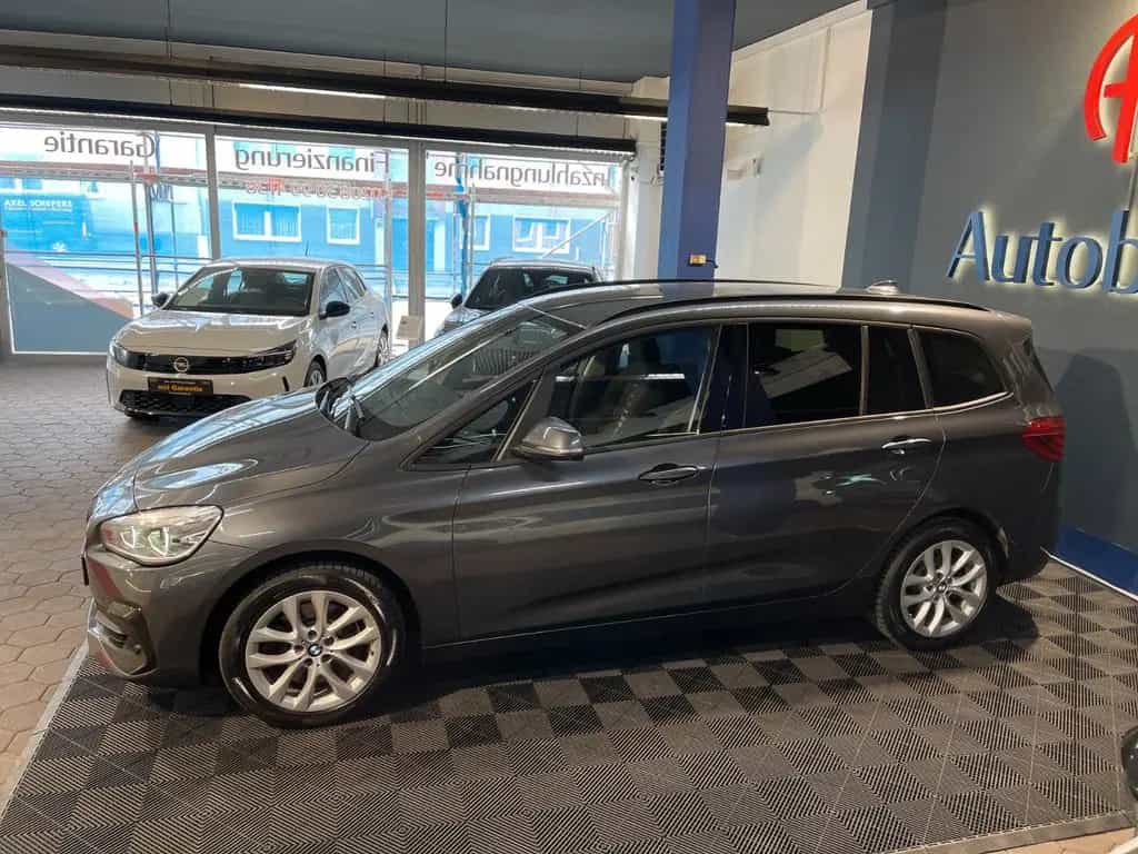 BMW 220 i Gran Tourer Advantage/PDC/LED/7_SITZER 07/2019-photo-8