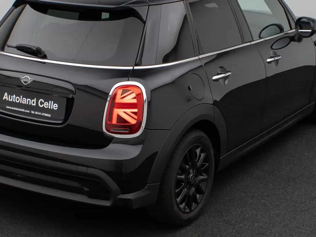 MINI Cooper Trim Kamera DAB Komfort Leder Sport LED 03/2023-photo-15