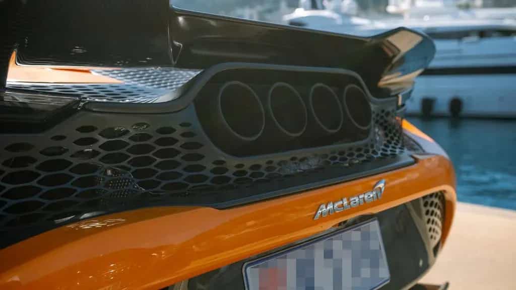 McLaren 765LT Spider - Carbon Fibre Interior/Exterior 03/2023-photo-14