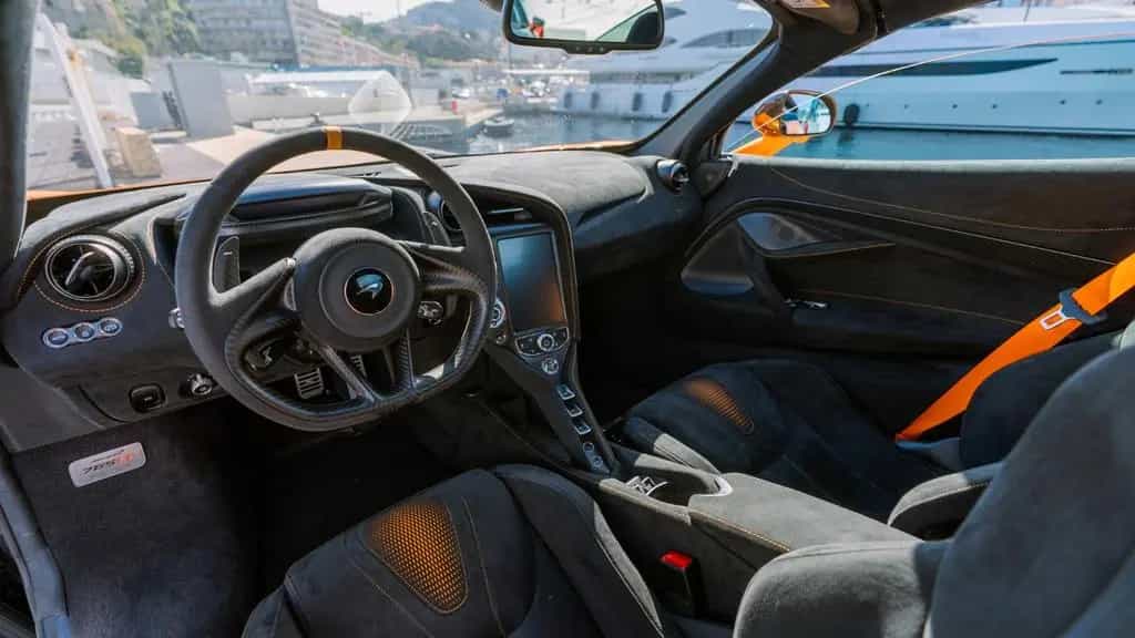 McLaren 765LT Spider - Carbon Fibre Interior/Exterior 03/2023-photo-15