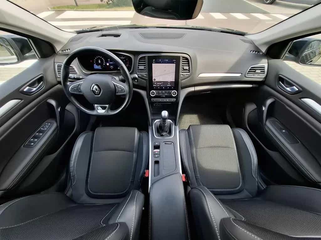 Renault Megane 5-Türer INTENS TCe 140 GPF 05/2021-photo-16